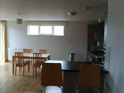 Dreamhouse Apartments Edinburgh City Centre 0*,  Reino Unido
