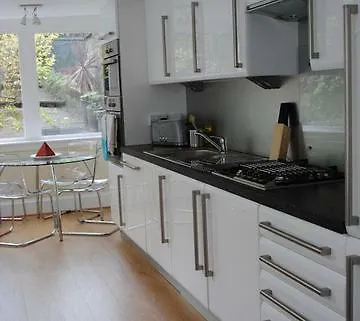 Dreamhouse Apartments Edinburgh City Centre 0*,  Reino Unido